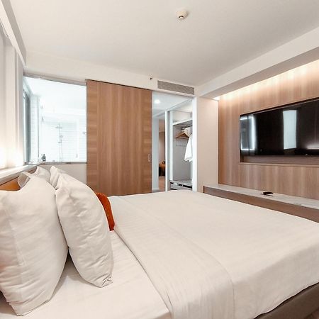 Citrus Sukhumvit 13 Nana Bangkok By Compass Hospitality - Newly Renovated Hotel Exterior photo