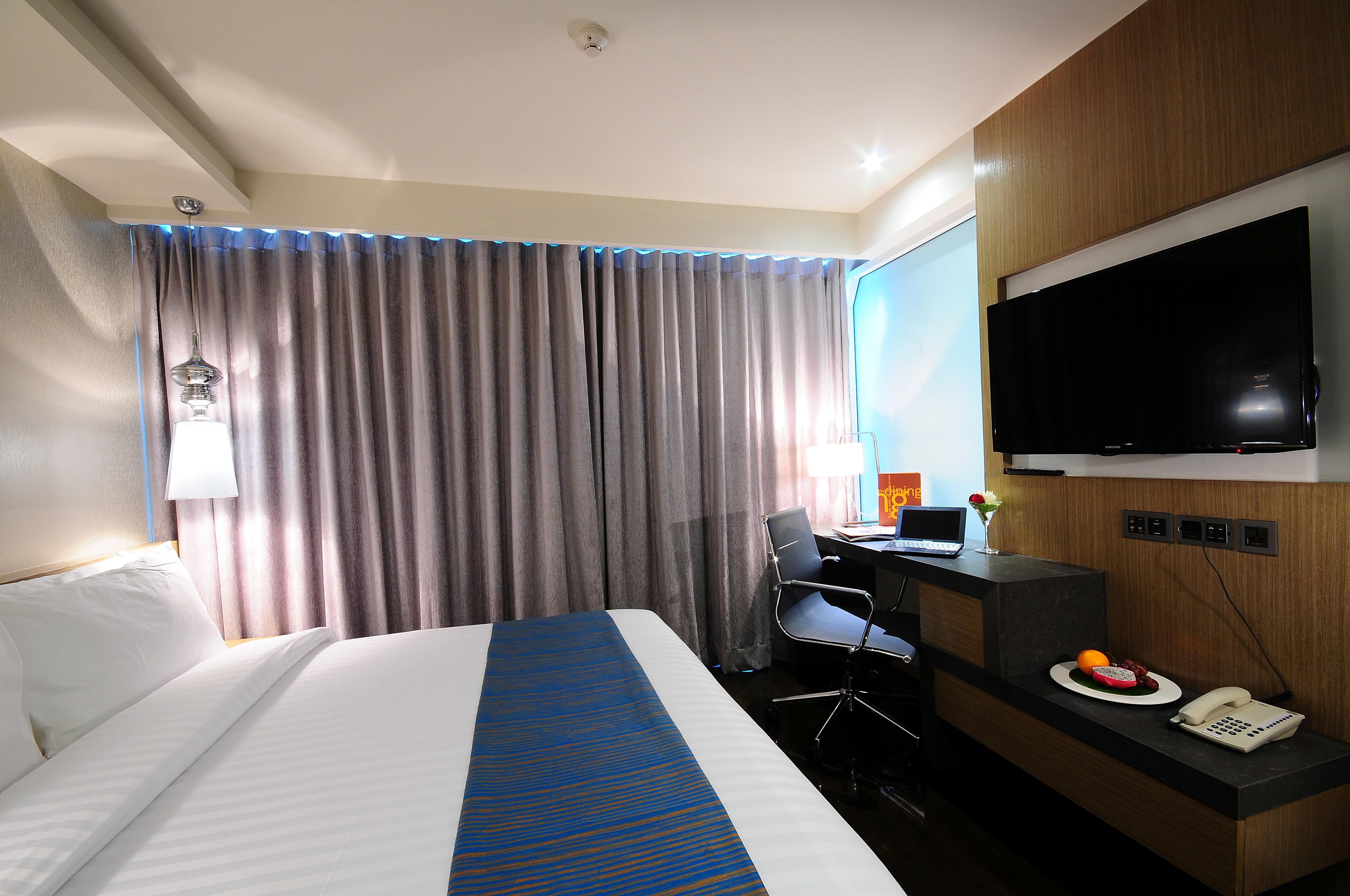Citrus Sukhumvit 13 Nana Bangkok By Compass Hospitality - Newly Renovated Hotel Exterior photo