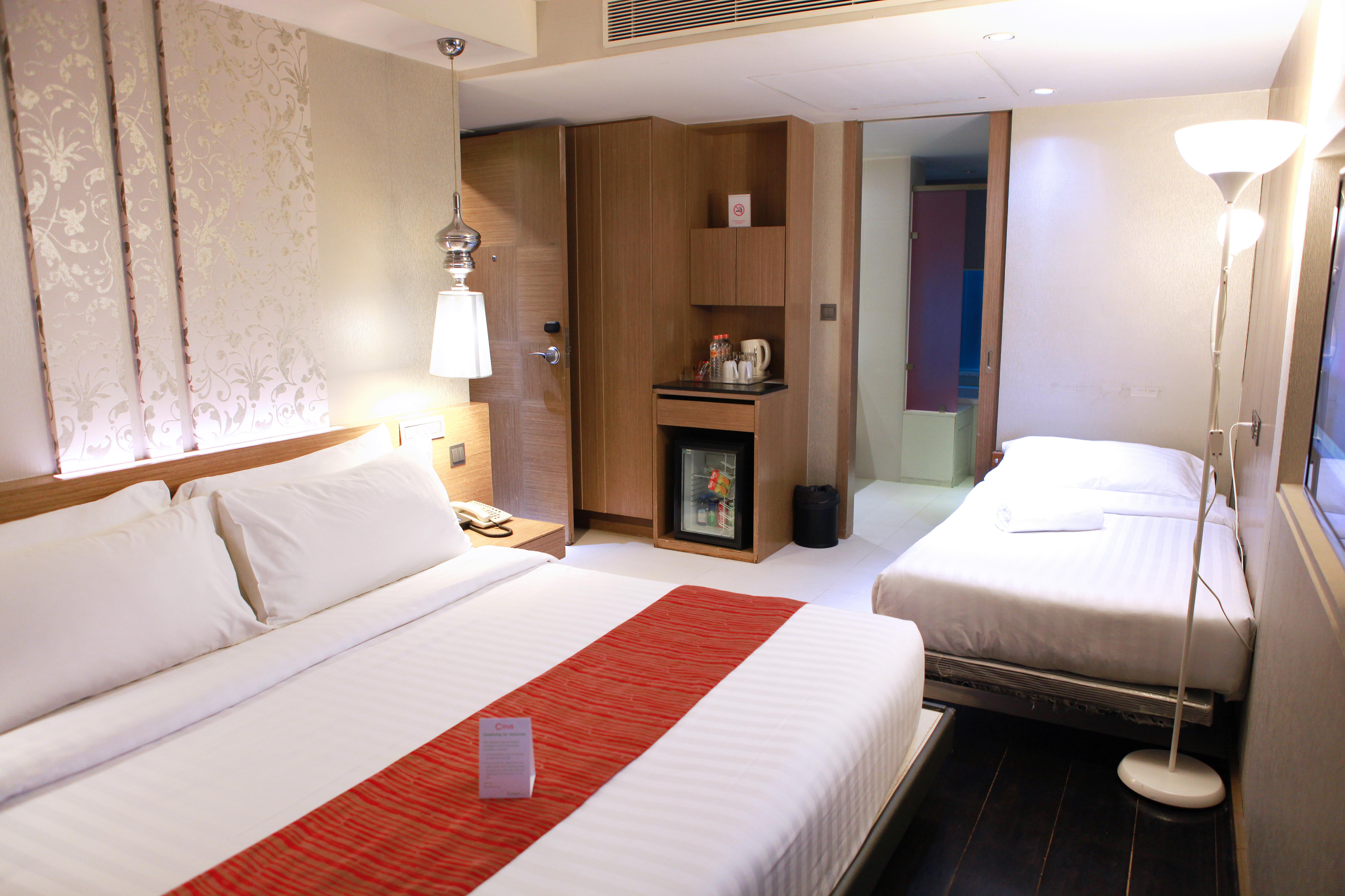 Citrus Sukhumvit 13 Nana Bangkok By Compass Hospitality - Newly Renovated Hotel Exterior photo