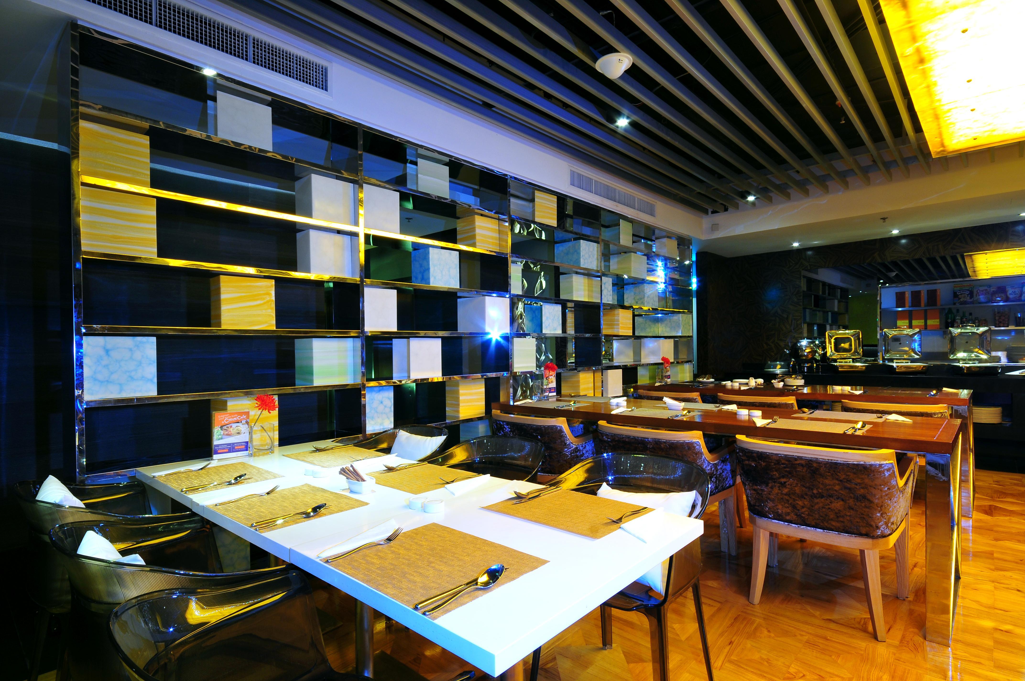 Citrus Sukhumvit 13 Nana Bangkok By Compass Hospitality - Newly Renovated Hotel Exterior photo