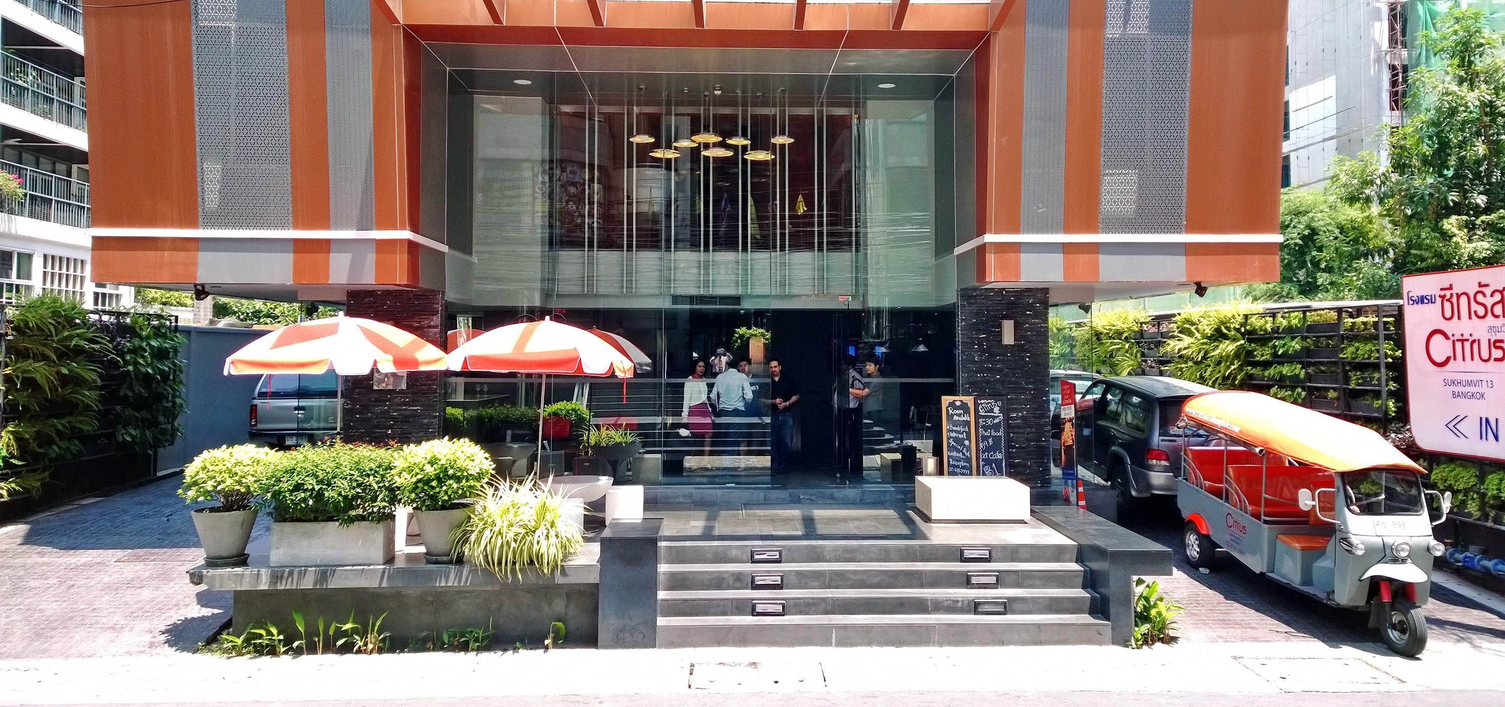 Citrus Sukhumvit 13 Nana Bangkok By Compass Hospitality - Newly Renovated Hotel Exterior photo