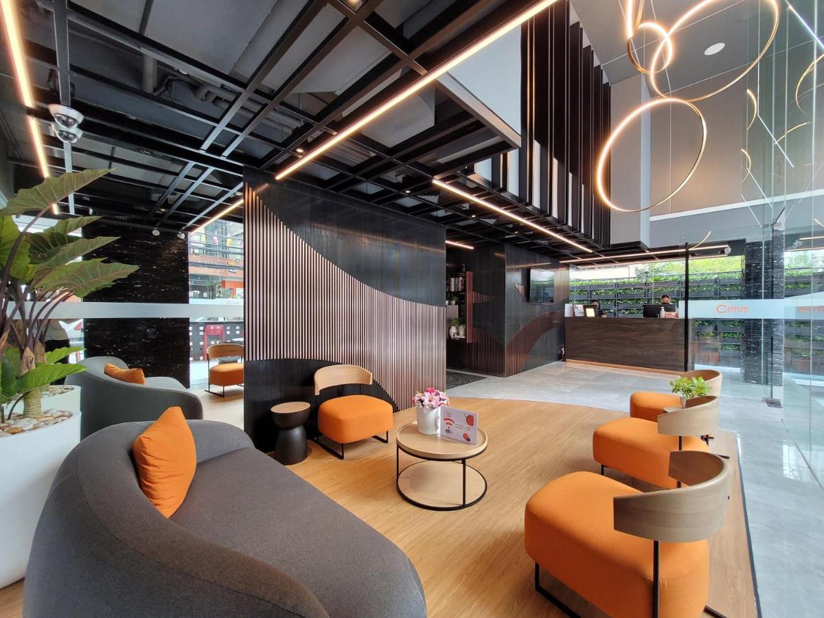 Citrus Sukhumvit 13 Nana Bangkok By Compass Hospitality - Newly Renovated Hotel Exterior photo