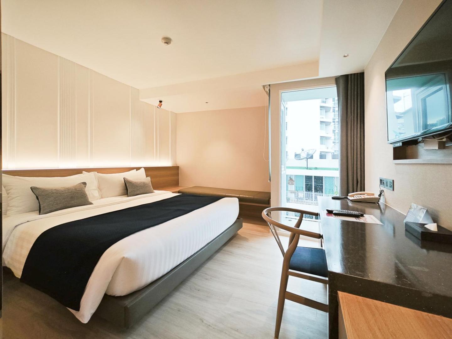 Citrus Sukhumvit 13 Nana Bangkok By Compass Hospitality - Newly Renovated Hotel Exterior photo