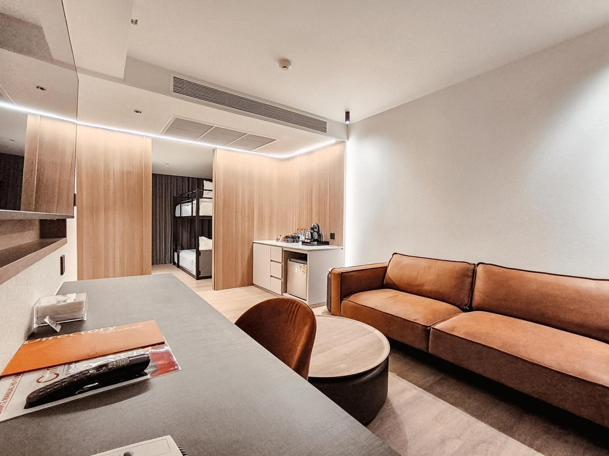 Citrus Sukhumvit 13 Nana Bangkok By Compass Hospitality - Newly Renovated Hotel Exterior photo