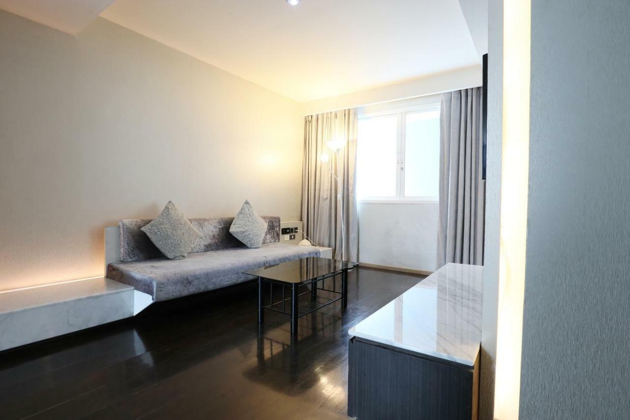 Citrus Sukhumvit 13 Nana Bangkok By Compass Hospitality - Newly Renovated Hotel Exterior photo