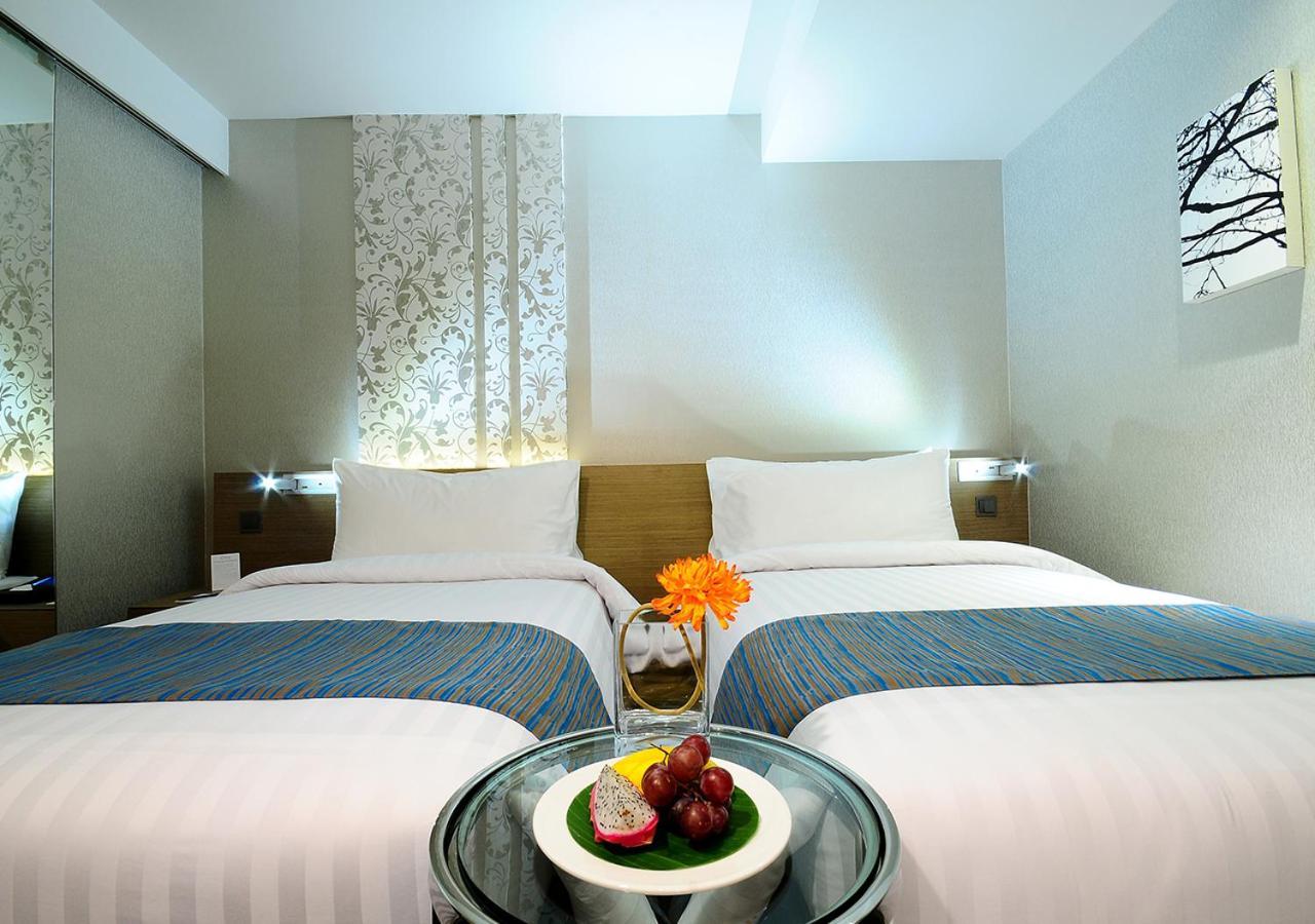 Citrus Sukhumvit 13 Nana Bangkok By Compass Hospitality - Newly Renovated Hotel Exterior photo